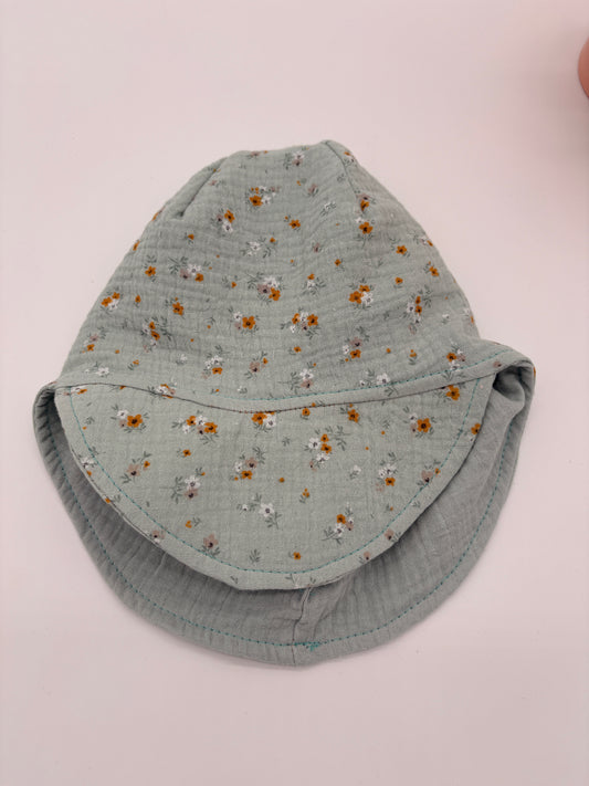 Sommermütze mit Nackenschutz Blumen Mint