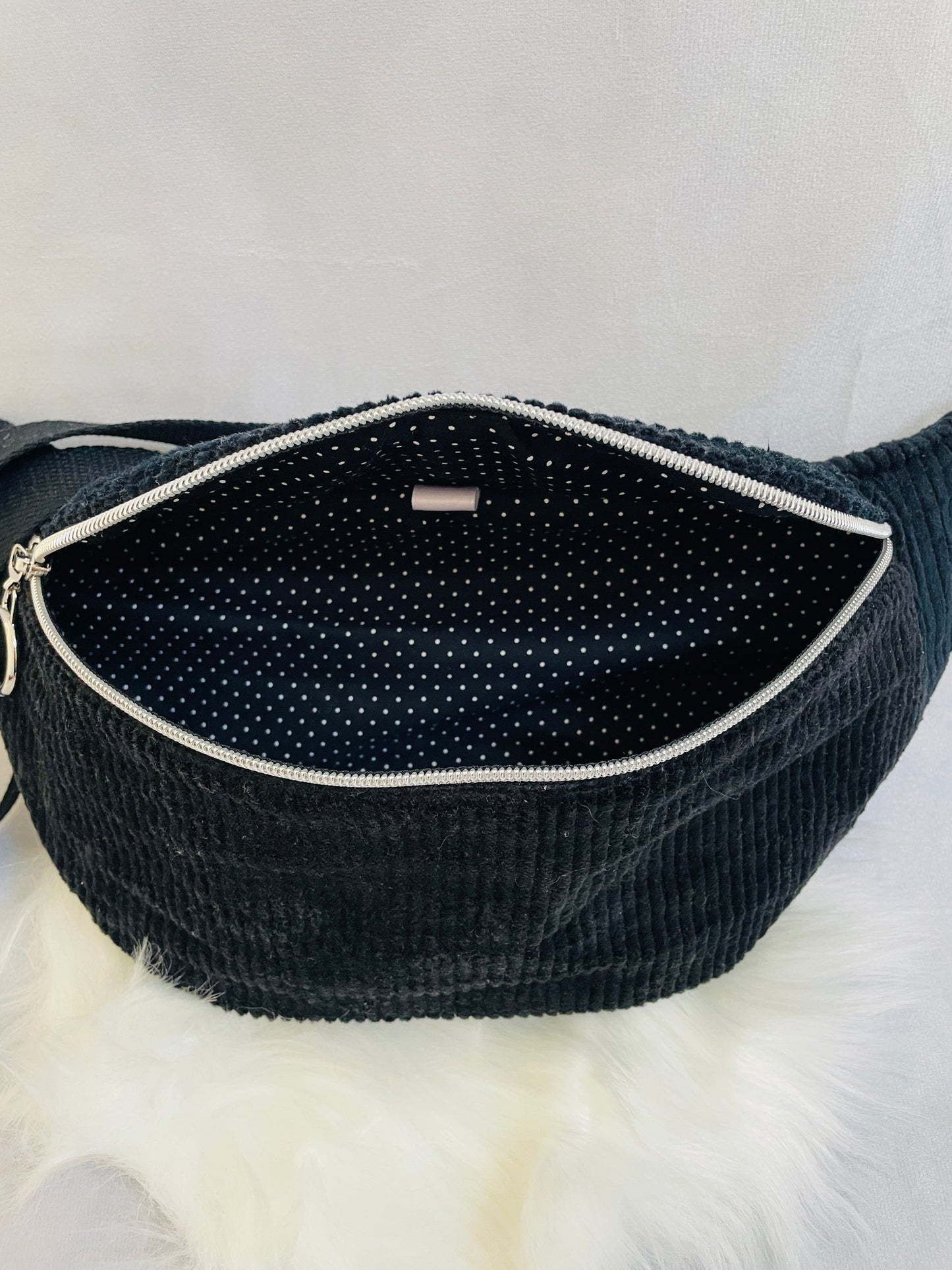 Gürteltasche Cord Schwarz