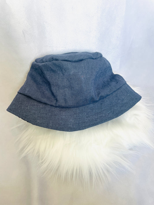 Sommerhut Baufahrzeuge