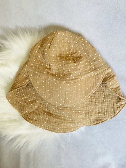 Sommermütze mit Nackenschutz sand mit Punkten