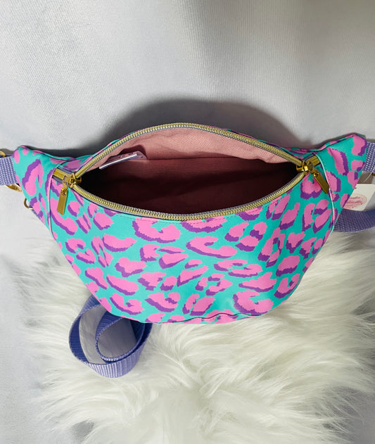 Gürteltasche Leo hellblau, rosa