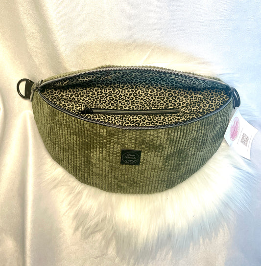 Crossbody Bag Cord Oliv