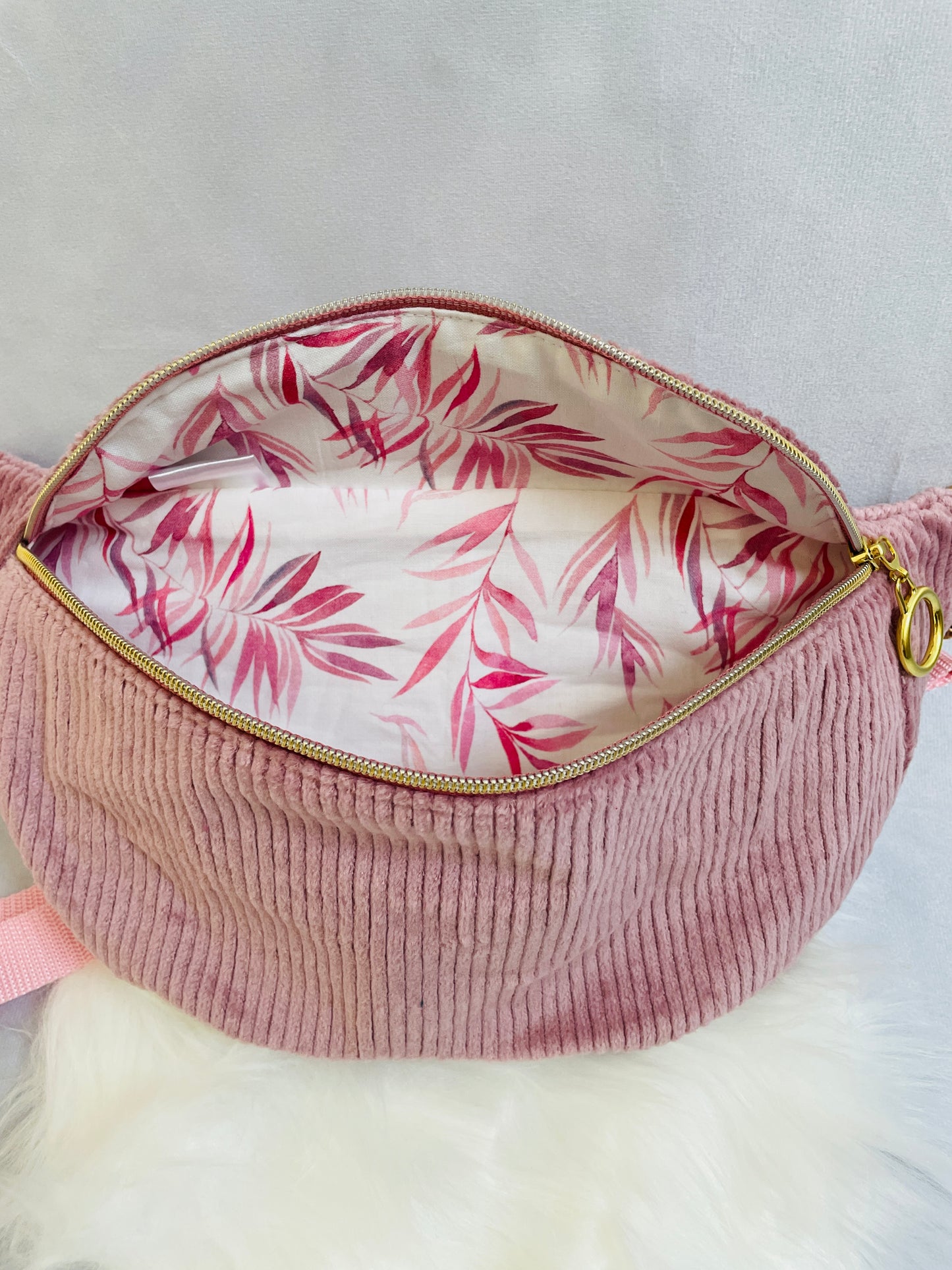 Gürteltasche Cord Rosa