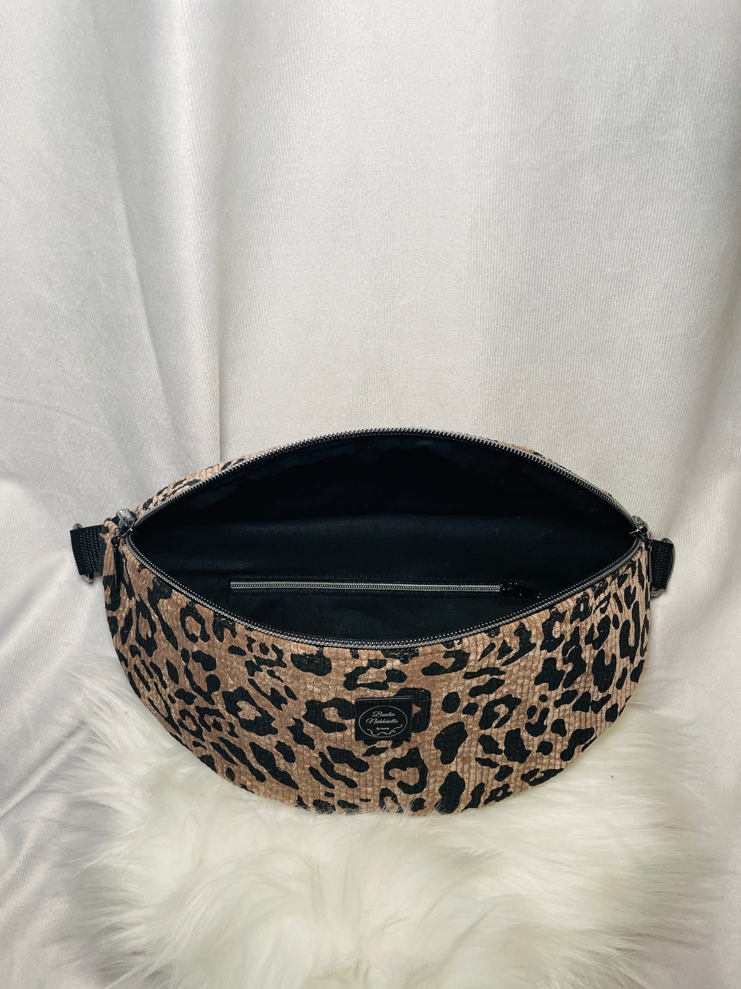 Crossbody Bag Cord Leo braun