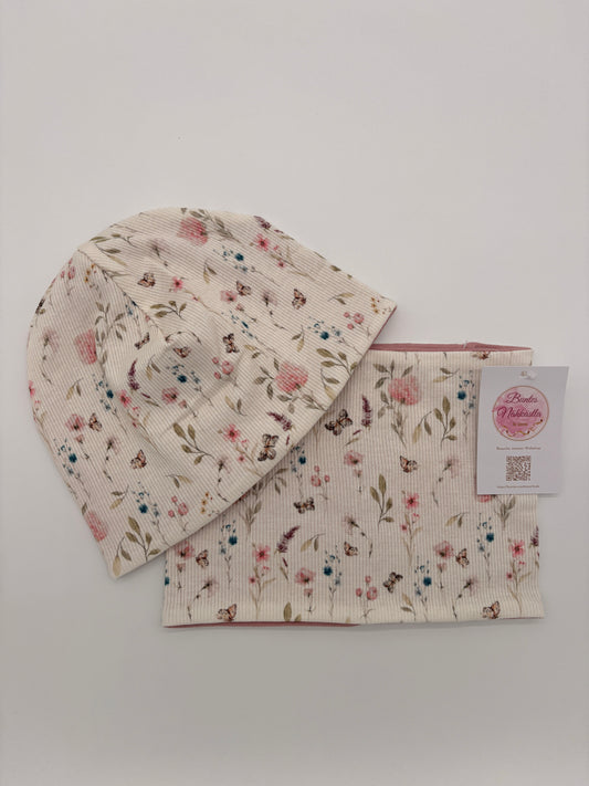 Mütze und Loop Blume und Schmetterling