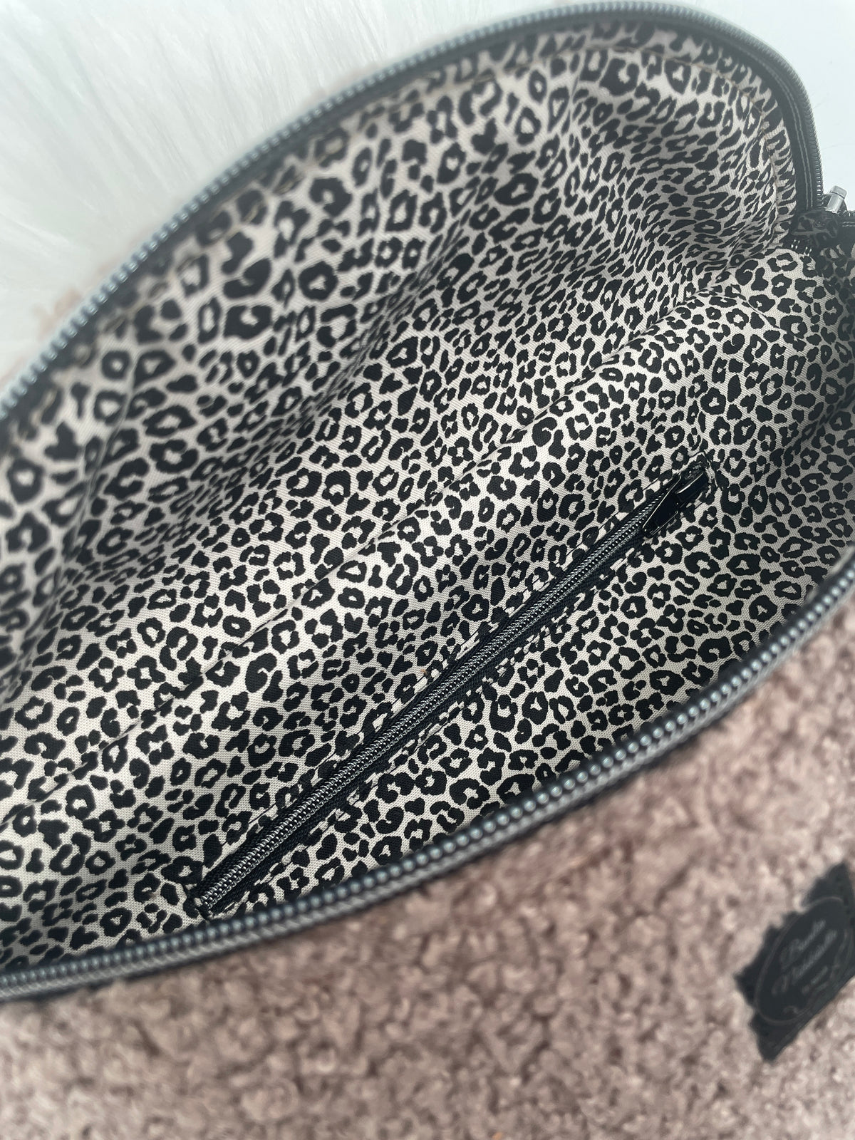 Crossbody Bag Boucle Taupe