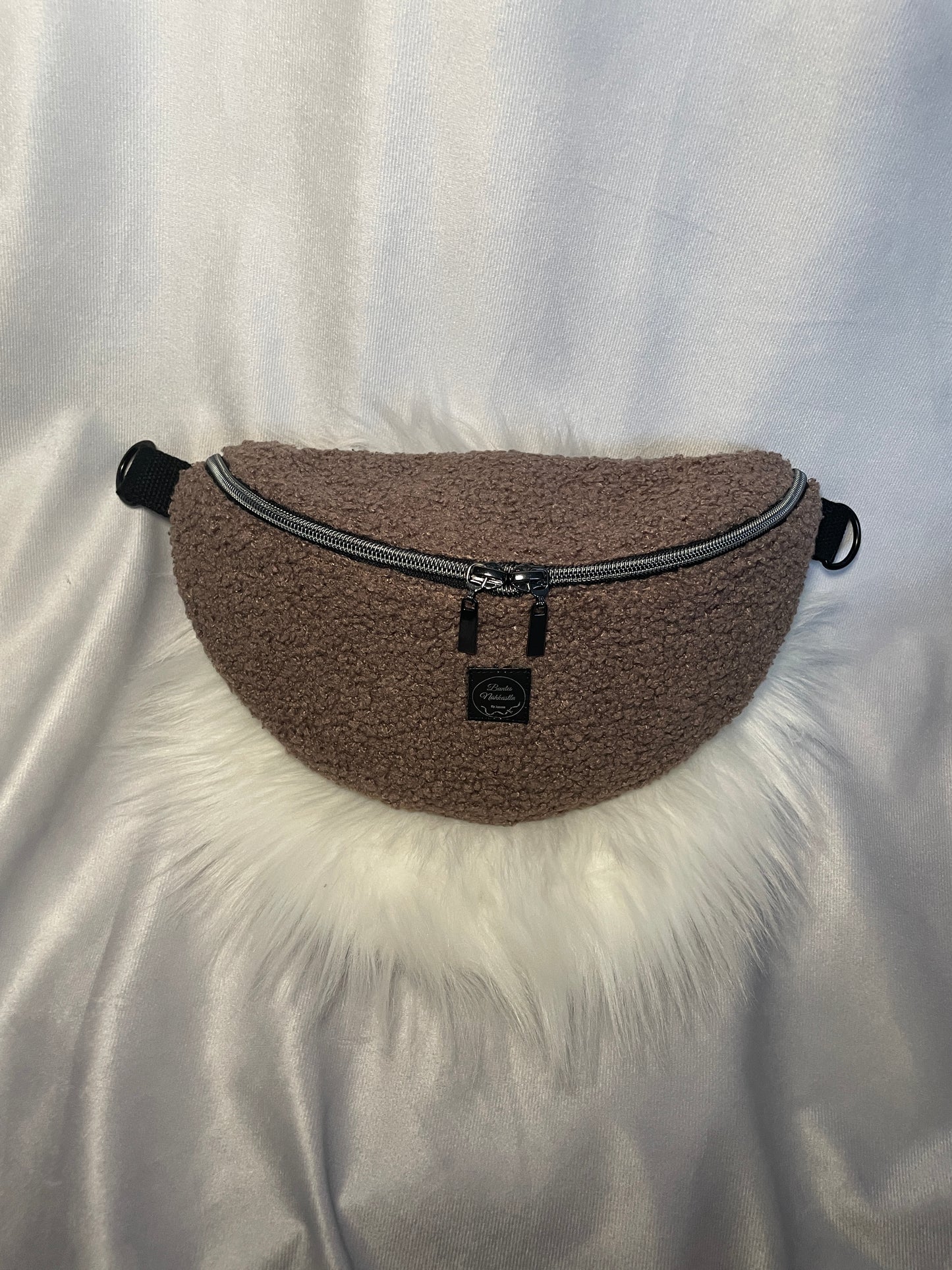Crossbody Bag Boucle Taupe