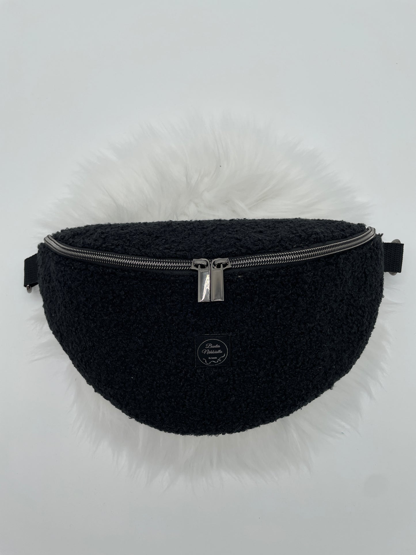 Crossbody Bag Boucle‘ Schwarz