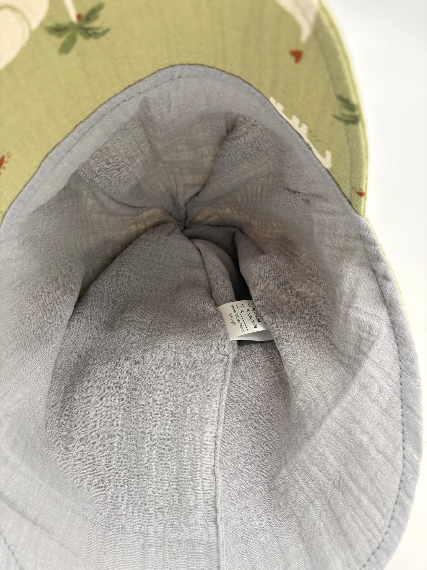 Sommermütze mit Nackenschutz grün mit Elefanten