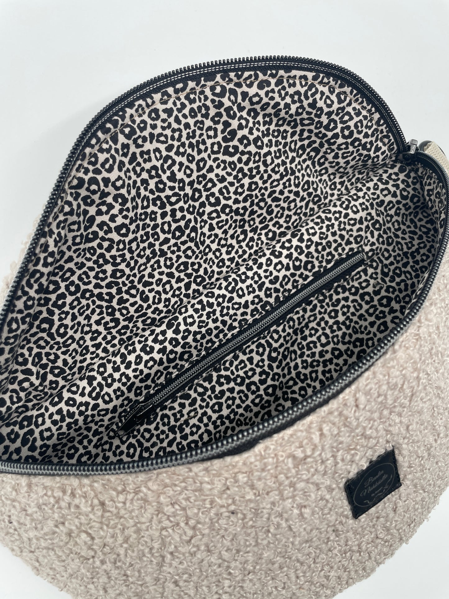 Crossbody Bag Boucle‘ Sand