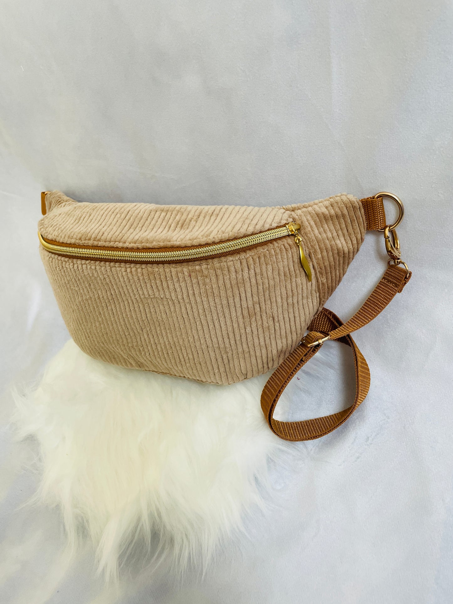 Gürteltasche Cord Beige