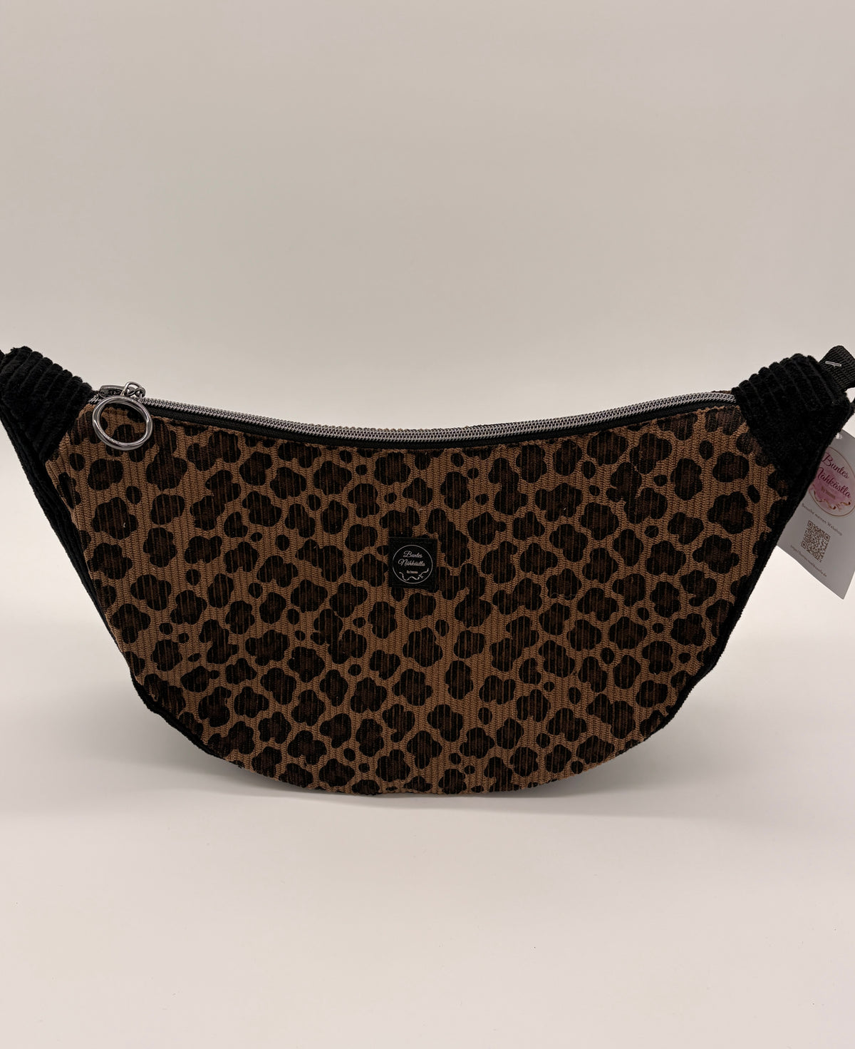 Halfmoon Bag Cord Leo braun