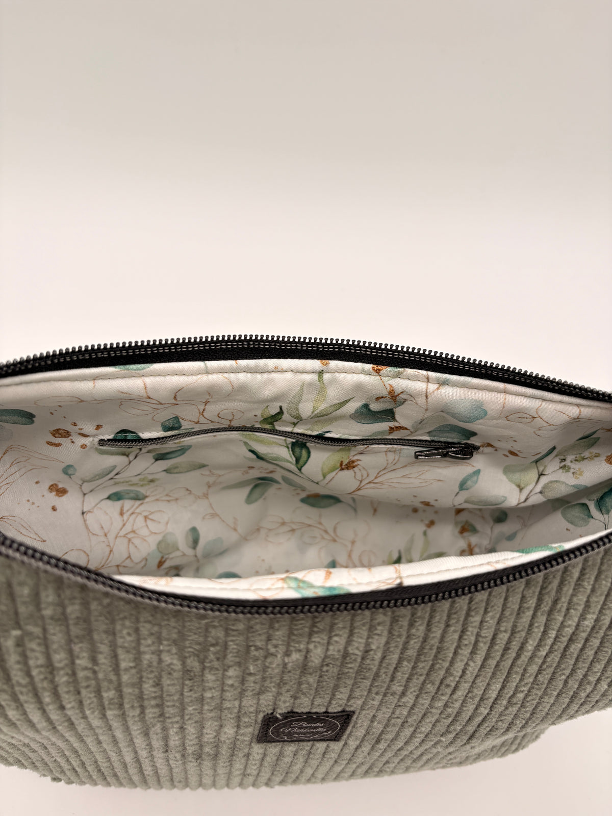 Halfmoon Bag Cord Salbei