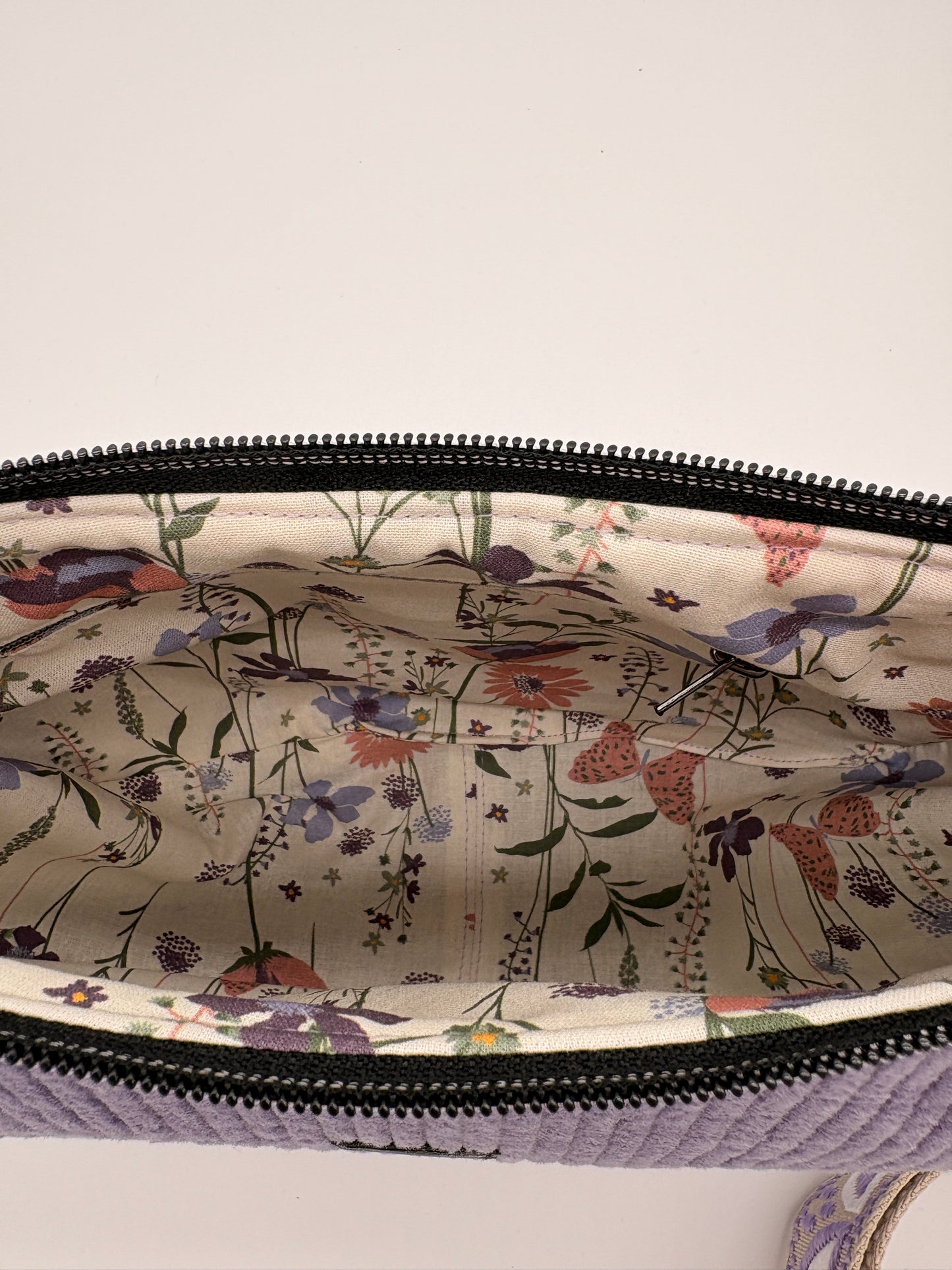 Halfmoon Bag Cord Lavendel