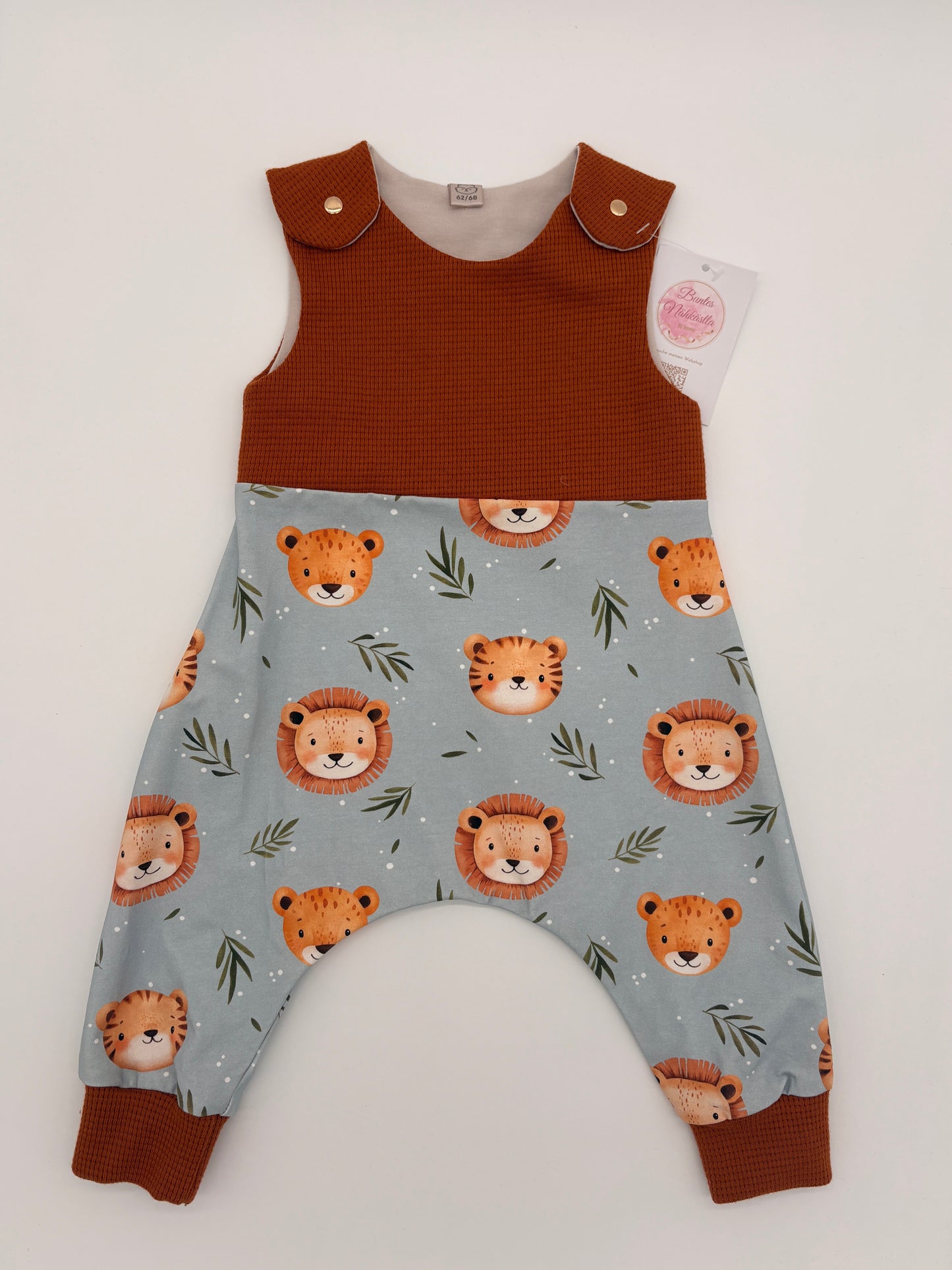 Strampler Löwe und Leopard
