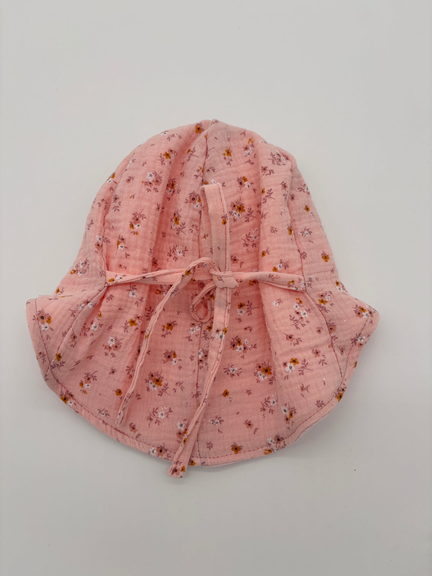 Sommermütze mit Nackenschutz rosa Blümchen