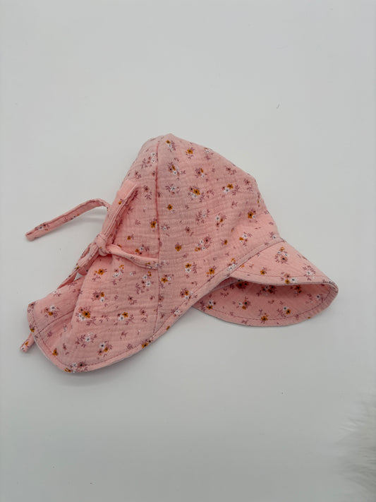 Sommermütze mit Nackenschutz rosa Blümchen