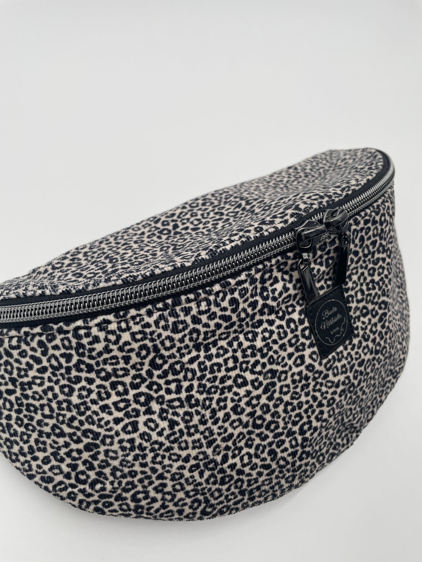 Crossbody Bag Cord kleines Leomuster