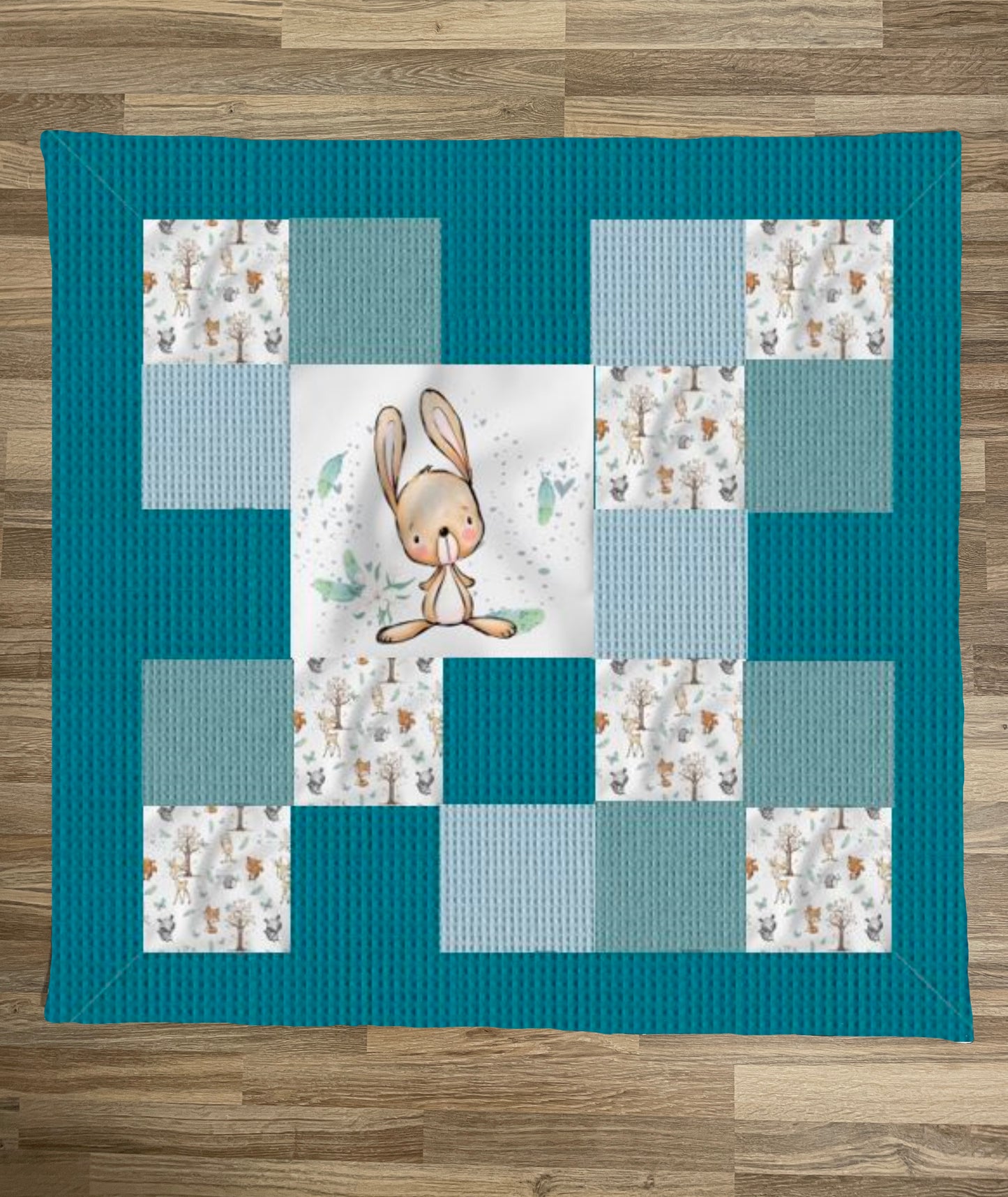 Patchwork-Krabbeldecke Waldtiere Hase Petrol