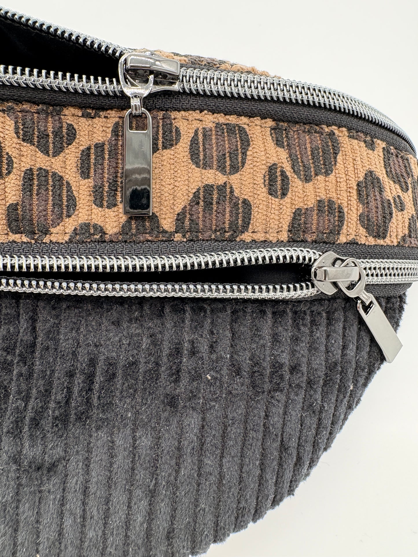 Crossbody Bag Cord Leo braun